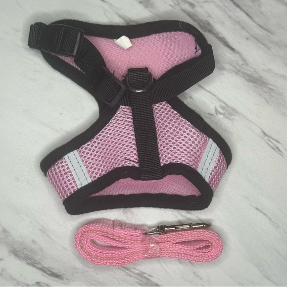 Reflective Pet Harness & Leash Set - Pink - Size Small - Picture 5 of 7